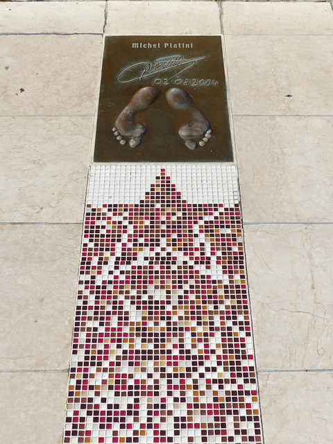 背负着球迷 背负着球迷